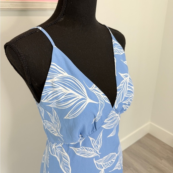 FORE Blue Leaf Print Maxi Lined Dress (S) - Picture 3 of 8